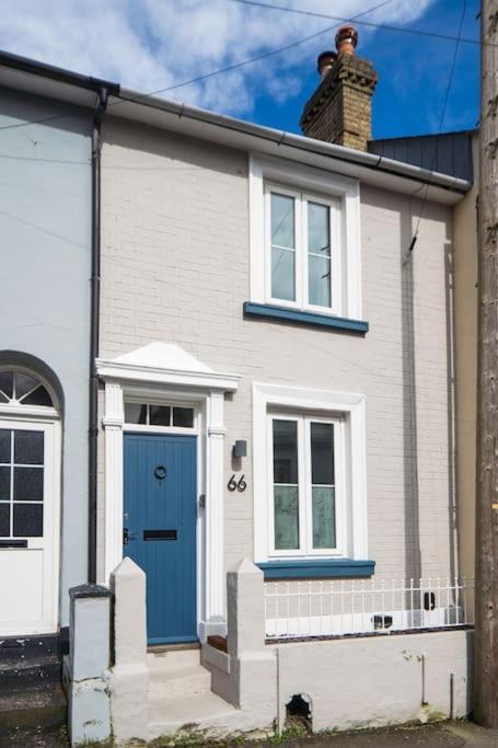 Captain'S Cottage - Central West Cowes - Spacious, Entire 1-Bed Home 外观 照片